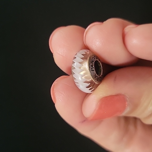 Pandora Retired Pink Zig Zag Charm Pink Murano Glass 790620 - Picture 5 of 5